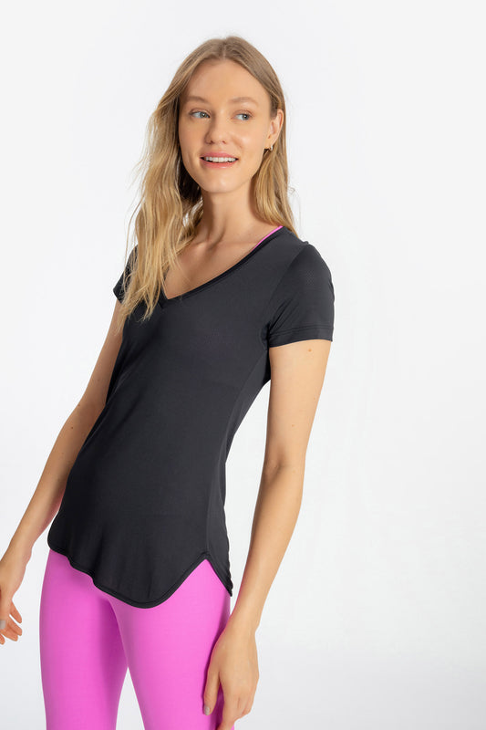 Essential Action V Blouse