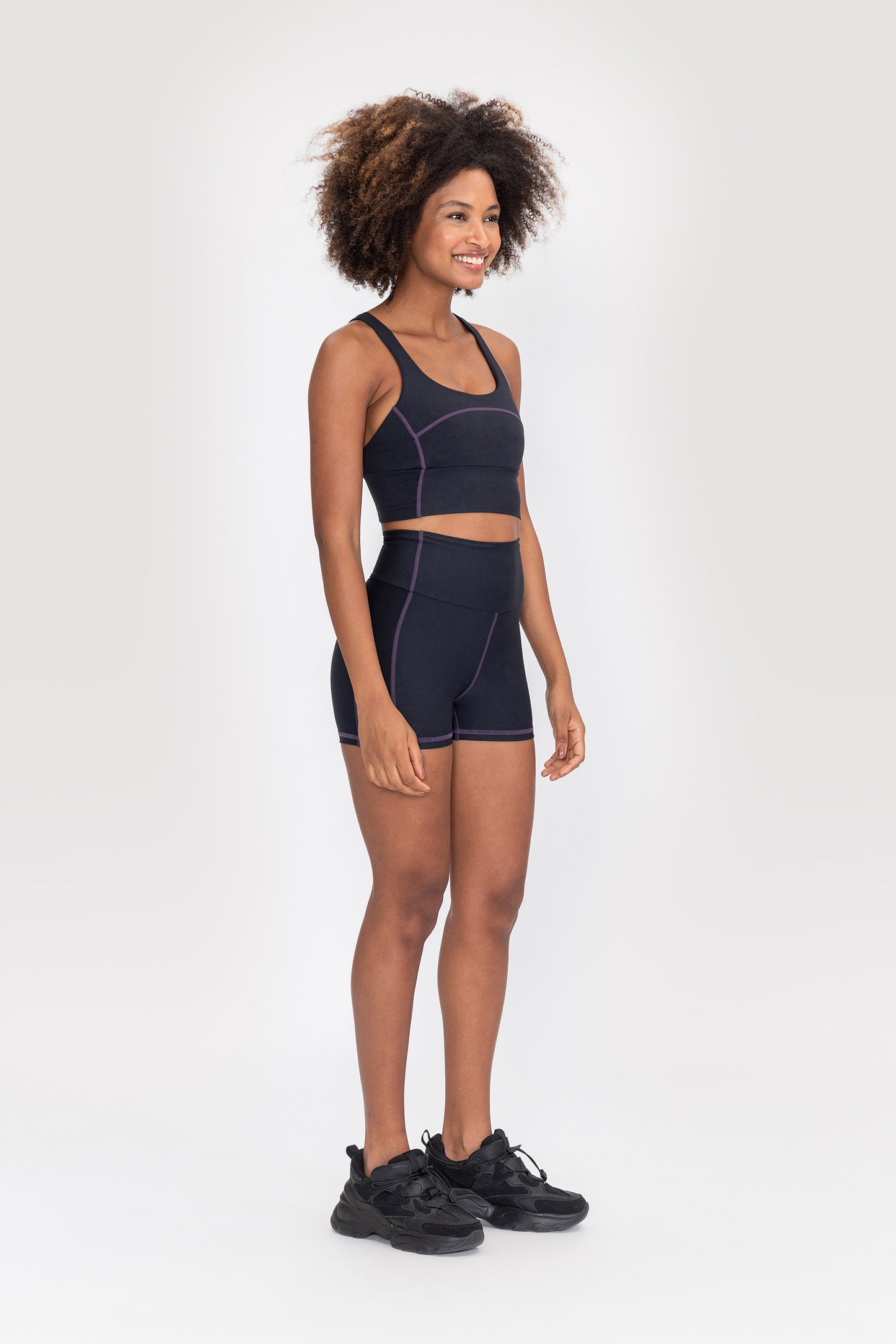 Streamline Fit Shorties