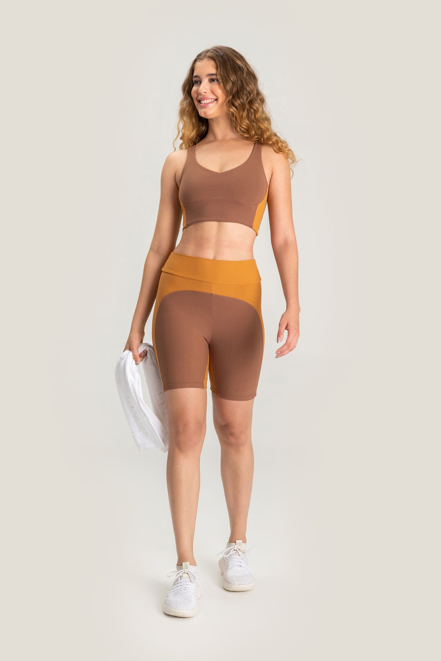 Essential Color Hype Top
