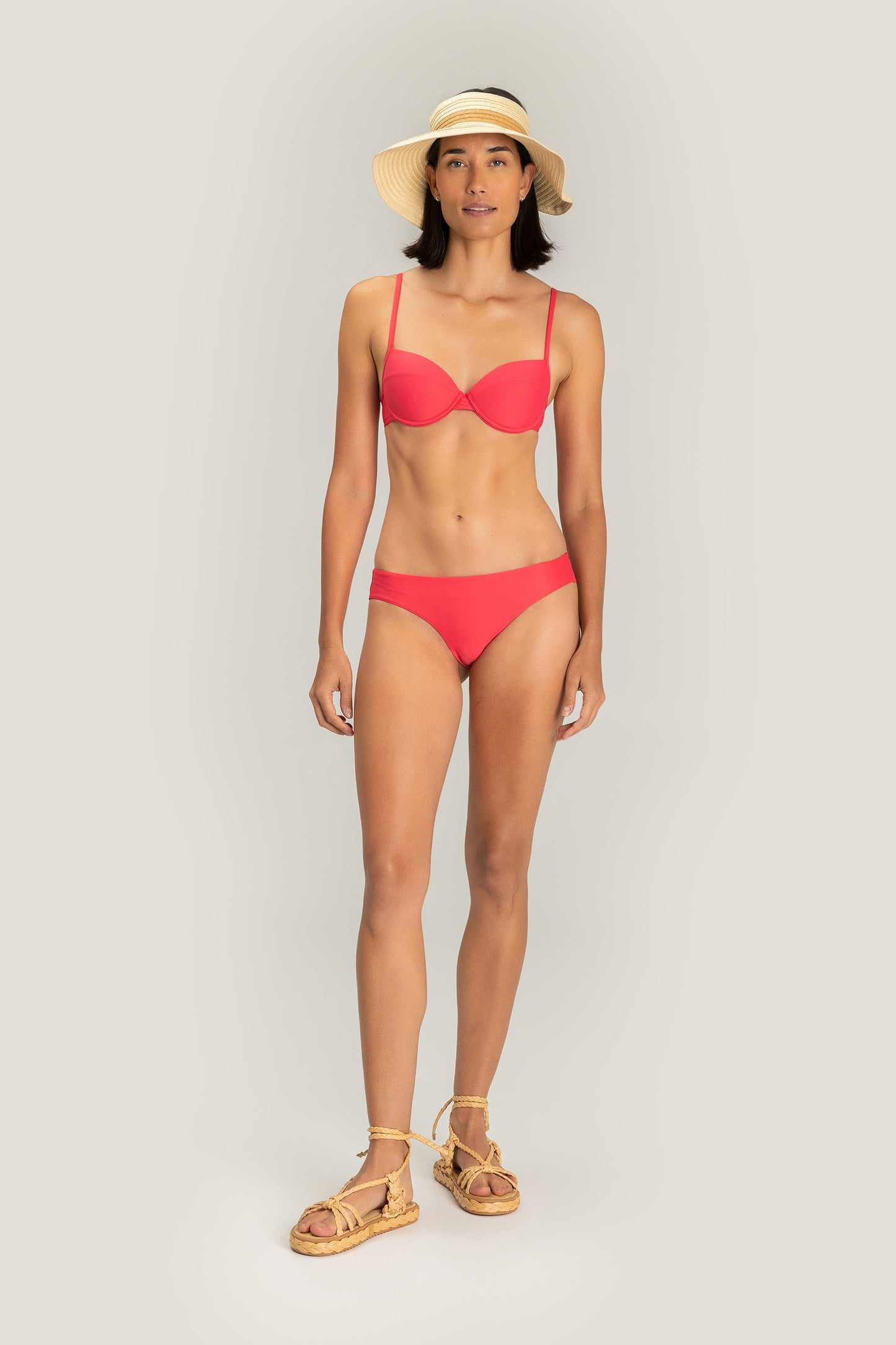 Essential Lux Bottom