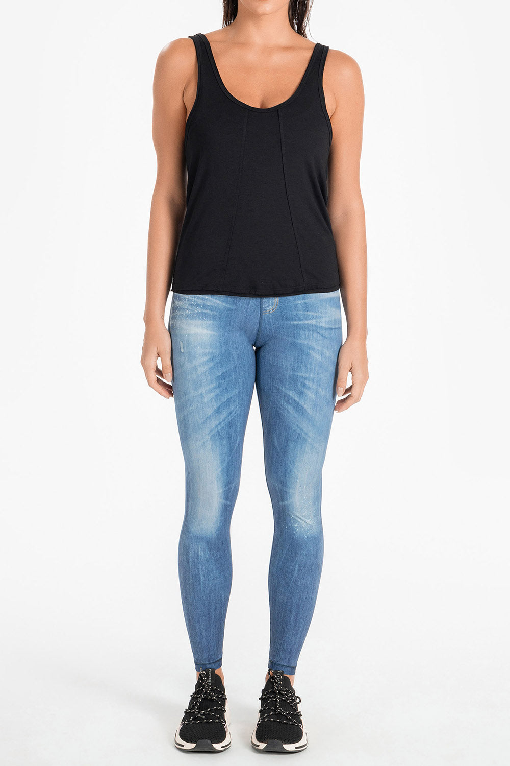 Comfy V Tank