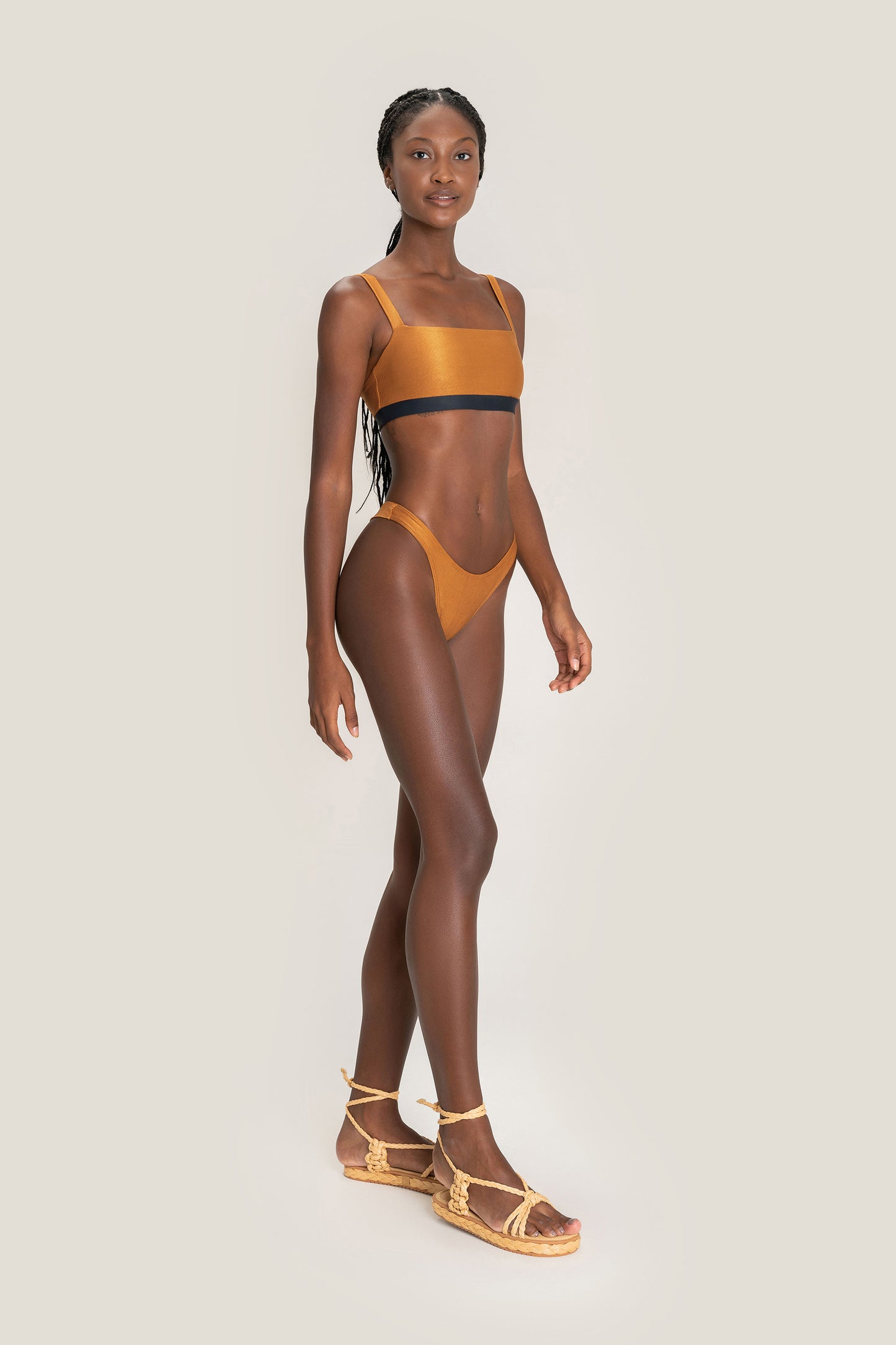 Allure Band Top
