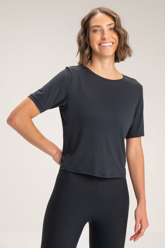 Move Cropped T-Shirt