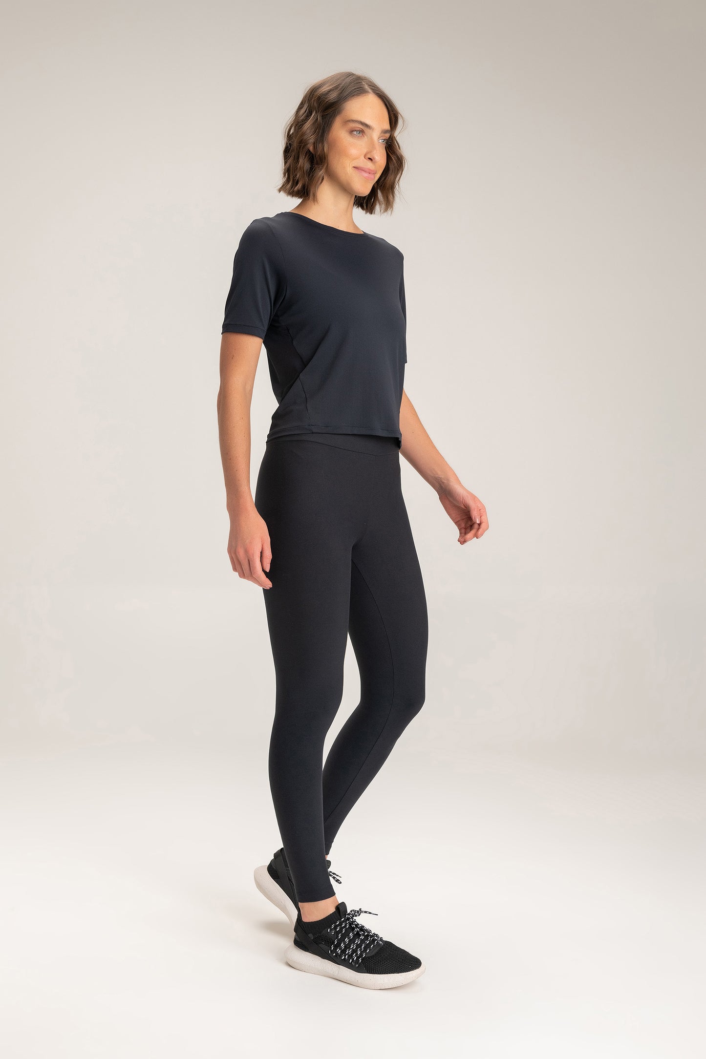 Move Cropped T-Shirt