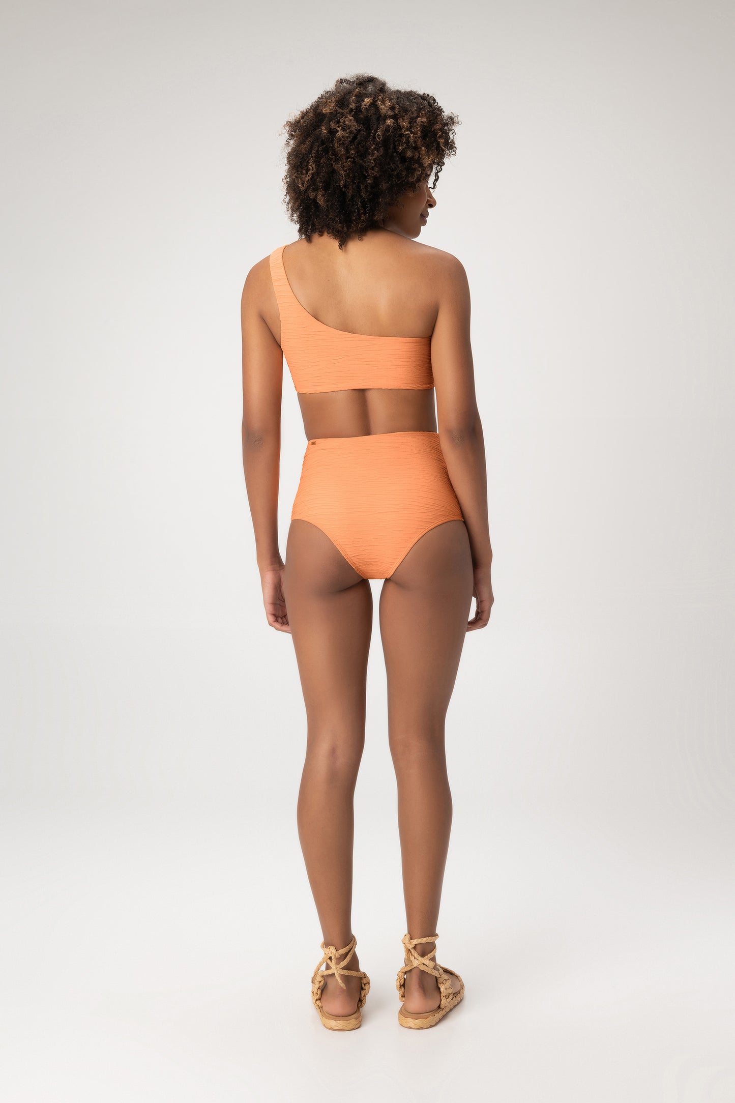 Flip Slim Hot Pant