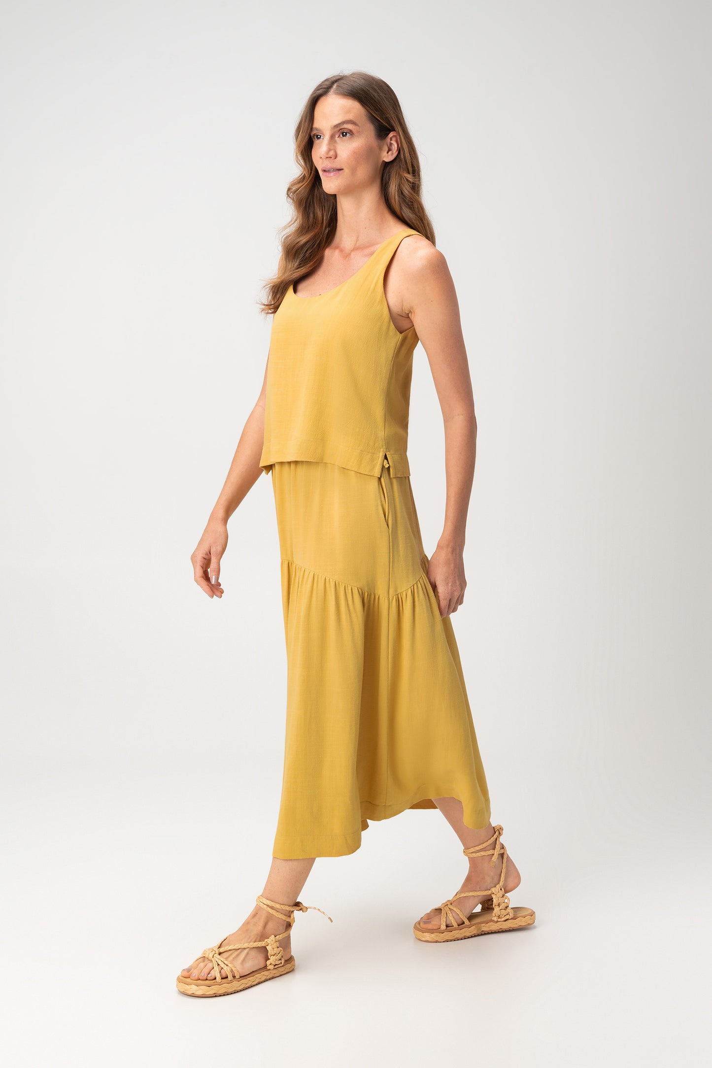 Sandy Cropped Tank