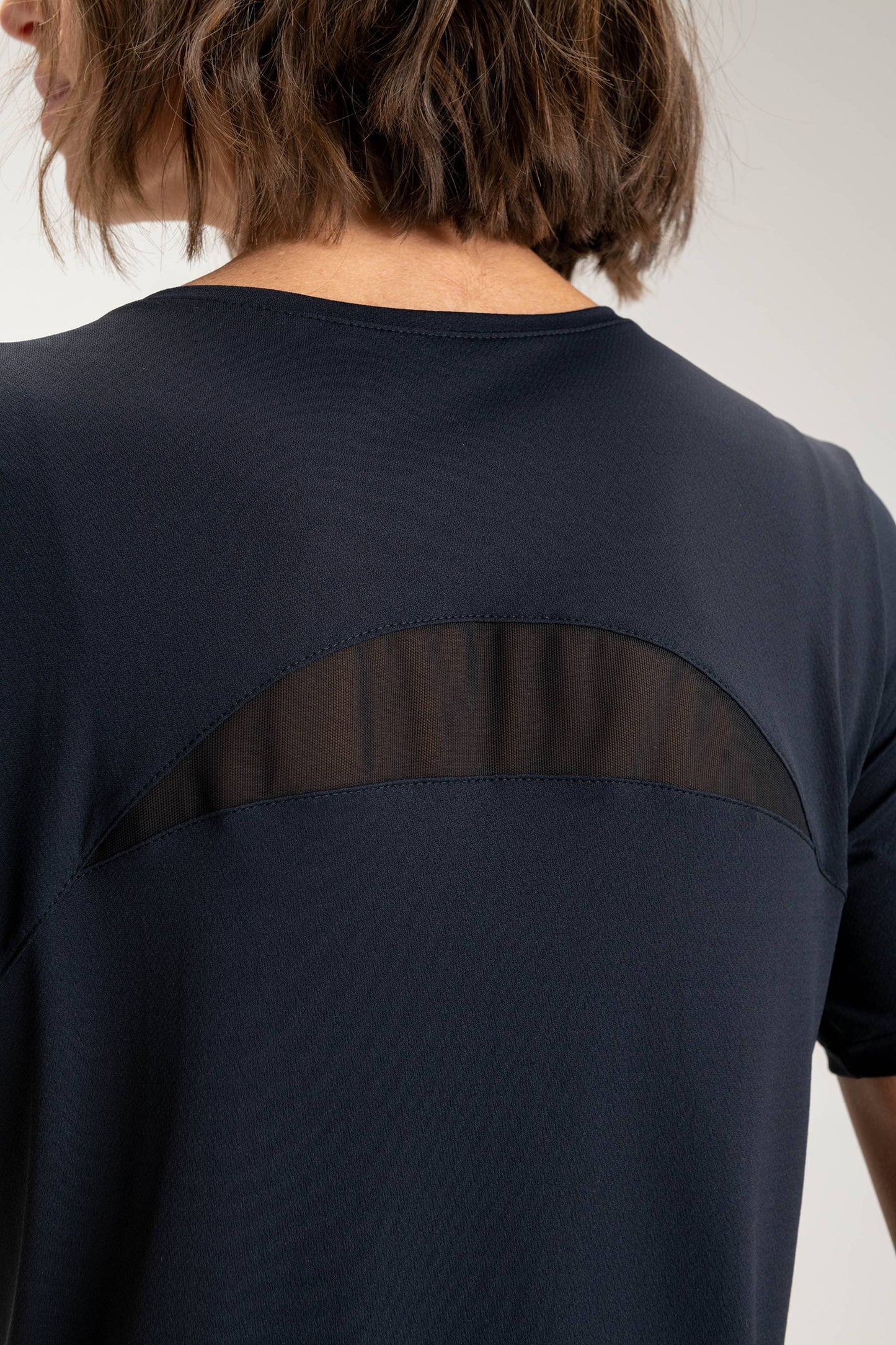 Move Cropped T-Shirt