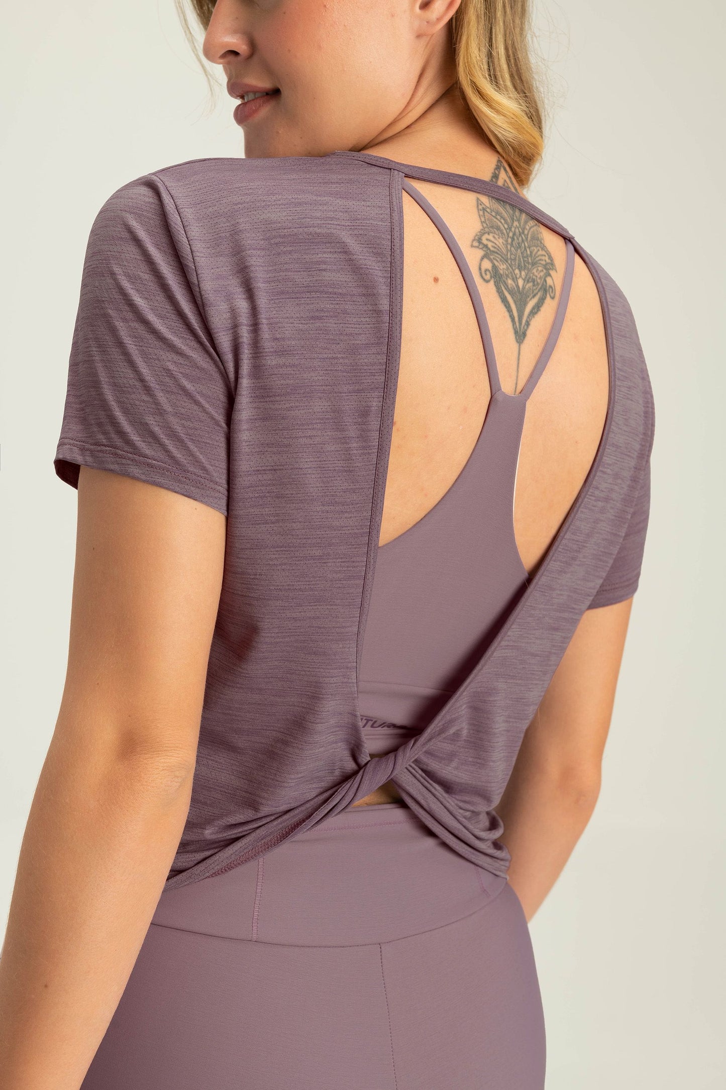 LIVE! Future Twist Top