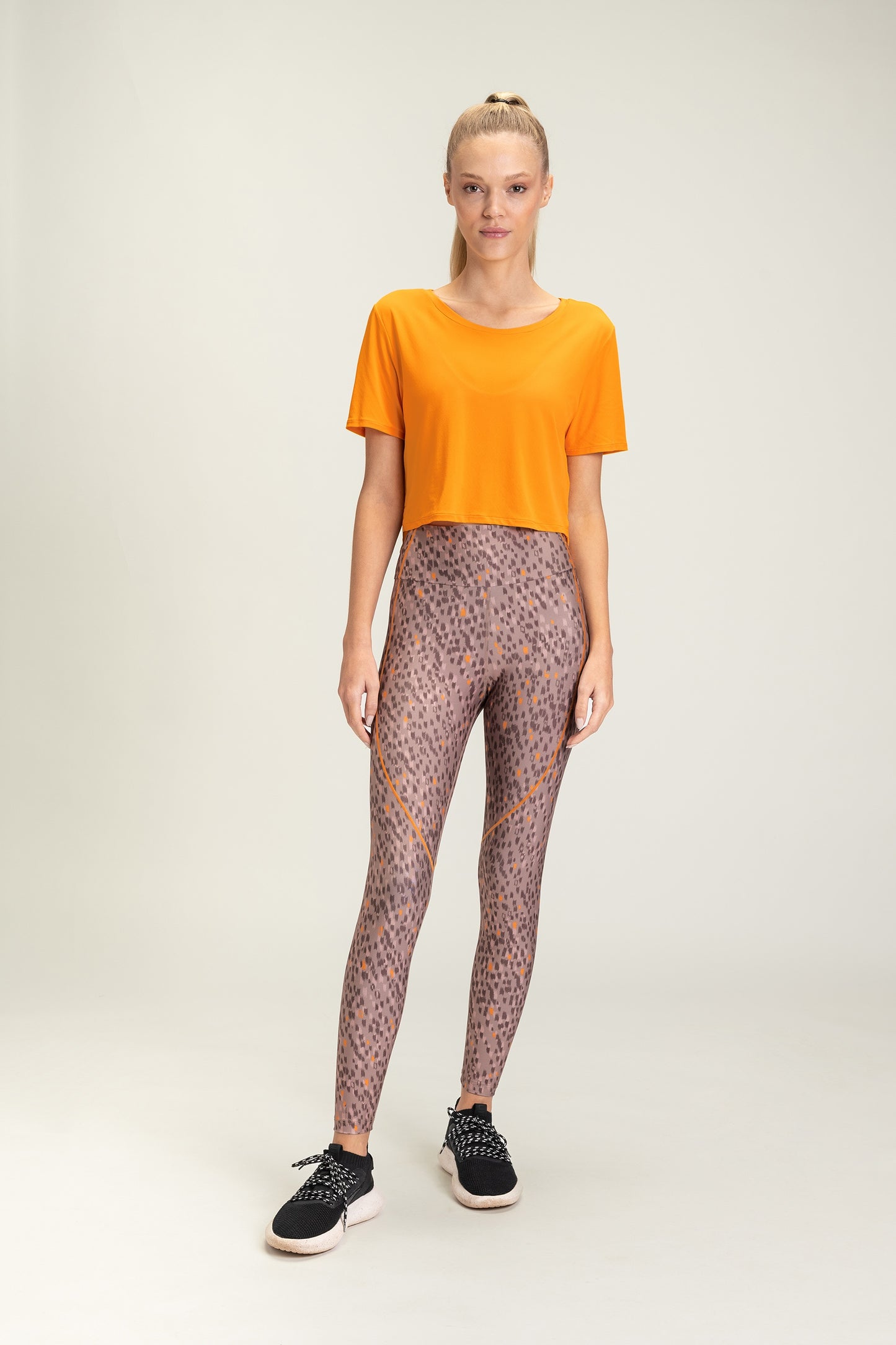 Crop Top Live!