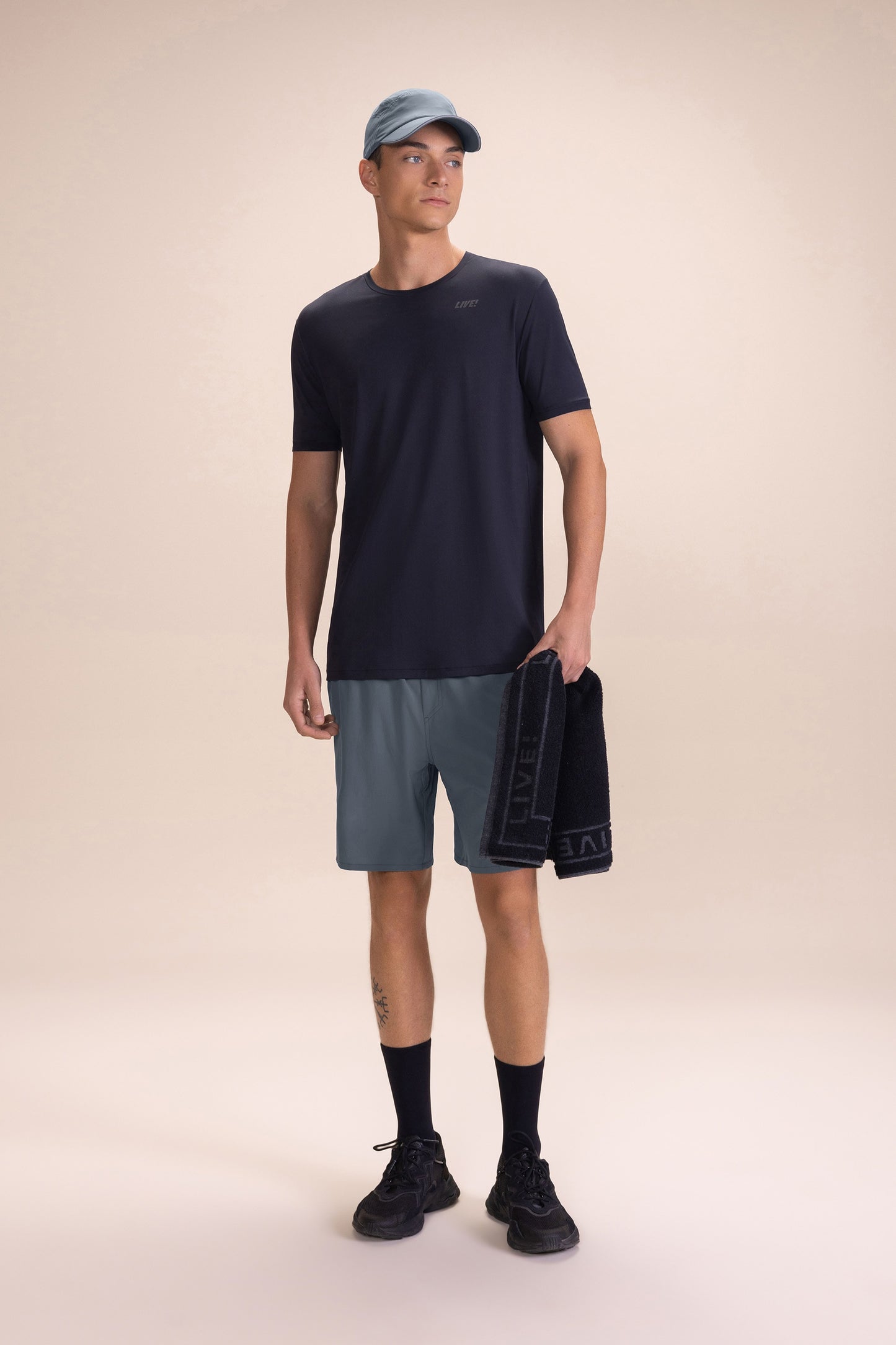 Move 8" Nylon Tech Shorts Men