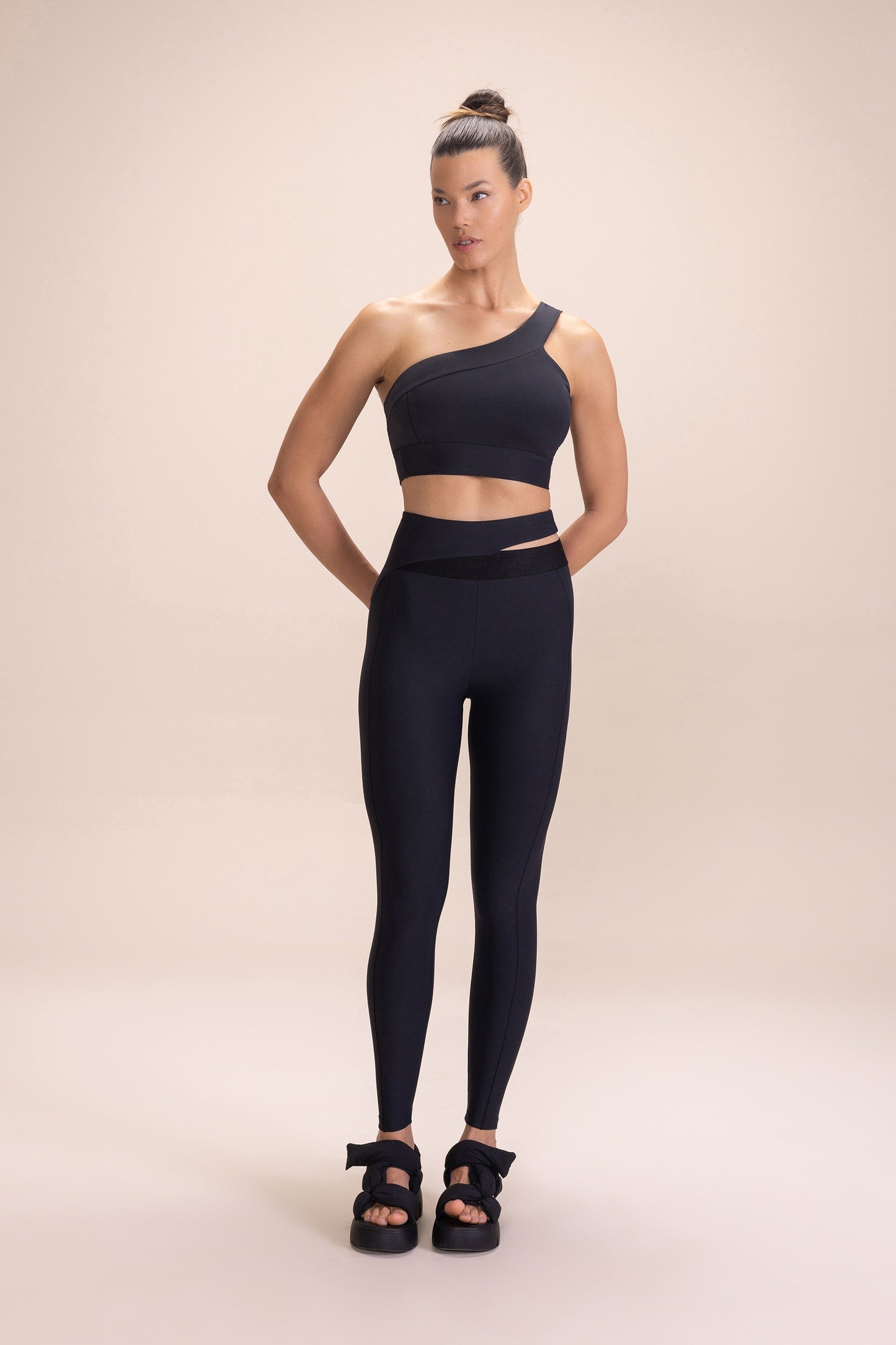 Neo Side Strap Sports Bra
