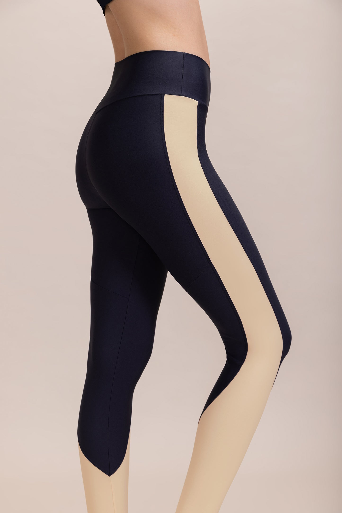 Movement Leggings